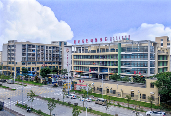 3.恩平市妇幼保健院新院区环境优美。_副本.jpg